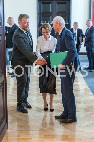  30.10.2018 WARSZAWA<br />KANCELARIA PREZESA RADY MINISTROW<br />POSIEDZENIE RADY MINISTROW<br />N/Z LUKASZ SZUMOWSKI JADWIGA EMILEWICZ KRZYSZTOF TCHORZEWSKI<br /> 