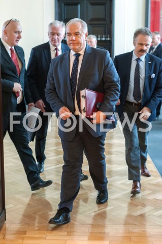  30.10.2018 WARSZAWA<br />KANCELARIA PREZESA RADY MINISTROW<br />POSIEDZENIE RADY MINISTROW<br />N/Z JACEK SUSKI JOACHIM BRUDZINSKI JAROSLAW GOWIN WALDEMAR PARUCH<br /> 