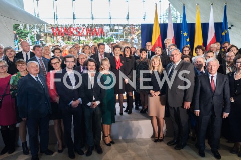  30.10.2018 WARSZAWA<br />PODSUMOWANIE TRZECH KADENCJI RZADOW HANNY GRONKIEWICZ WALTZ<br />N/Z HANNA GRONKIEWICZ WALTZ WITOLD PAHL RENATA KAZNOWSKA MICHAL OLSZEWSKI WLODZIMIERZ PASZYNSKI MICHAL SZCZERBA<br /> 