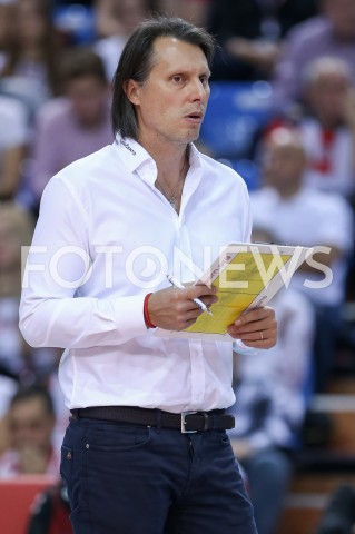  11.11.2018 RZESZOW <br />SIATKOWKA PLUS LIGA 2018/2019 MEN VOLLEYBALL POLAND POLISH PLUSLIGA LEAGUE SEASON 2018/2019 <br />MECZ ASSECO RESOVIA RZESZOW - ZAKSA KEDZIERZYN KOZLE<br />N/Z GHEORGHE GHEORGE CRETU - I TRENER ( HEAD COACH ) SYLWETKA <br /> 