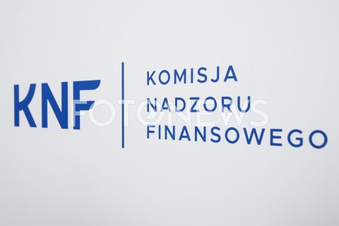  15.11.2018 JASIONKA G2A ARENA<br />KONGRES 590 <br />N/Z KOMISJA NADZORU FINANSOWEGO KNF NAPIS LOGO ZDJECIE ILUSTRACYJNE ILUSTRANT <br /> 