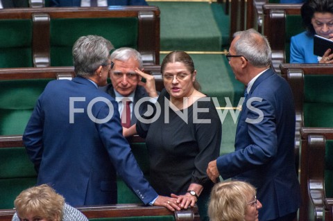  21.11.2018 WARSZAWA SEJM<br />POSIEDZENIE SEJMU<br />N/Z KRYSTYNA PAWLOWICZ STANISLAW PIOTROWICZ<br /> 