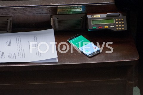  21.11.2018 WARSZAWA SEJM<br />POSIEDZENIE SEJMU<br />N/Z TELEFON KAMILA GASIUK PIHOWICZ BARBARA DOLNIAK<br /> 