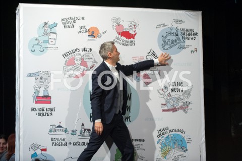  29.11.2018 WARSZAWA<br />BURZA MOZGOW Z ROBERTEM BIEDRONIEM<br />N/Z ROBERT BIEDRON<br /> 