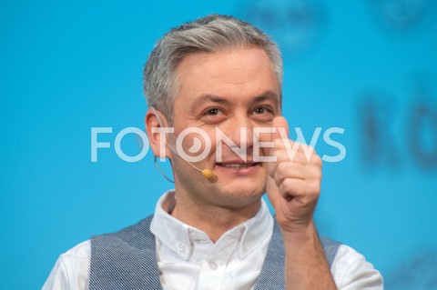  29.11.2018 WARSZAWA<br />BURZA MOZGOW Z ROBERTEM BIEDRONIEM<br />N/Z ROBERT BIEDRON<br /> 