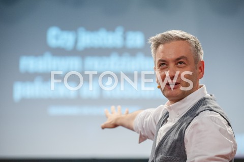  29.11.2018 WARSZAWA<br />BURZA MOZGOW Z ROBERTEM BIEDRONIEM<br />N/Z ROBERT BIEDRON<br /> 