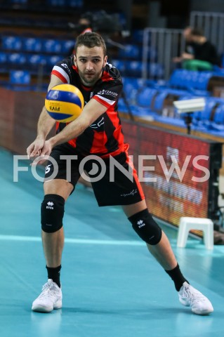  29.11.2018 RZESZOW<br />
SIATKOWKA MEZCZYZN<br />
KLUBOWE MISTRZOSTWA SWIATA 2018<br />
MENS CLUB VOLLEYBALL CHAMPIONSHIP POLAND 2018 <br />
MECZ ASSECO RESOVIA - TRENTINO VOLLEY <br />
N/Z MATEUSZ MIKA SYLWETKA <br />
 