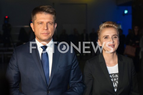  09.12.2018 WARSZAWA<br />KONWENCJA PARTII TERAZ!<br />N/Z RYSZARD PETRU JOANNA SCHEURING WIELGUS<br /> 