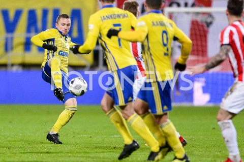  10.12.2018 GDYNIA<br />
PILKA NOZNA - EKSTRAKLASA SEZON 2018/2019<br />
MECZ ARKA GDYNIA - CRACOVIA<br />
N/Z MICHAL NALEPA SYLWETKA<br />
 