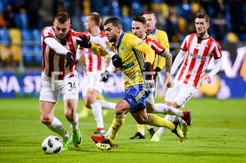  10.12.2018 GDYNIA<br />
PILKA NOZNA - EKSTRAKLASA SEZON 2018/2019<br />
MECZ ARKA GDYNIA - CRACOVIA<br />
N/Z OLEKSII DYTIATIEV NABIL AANKOUR<br />
 