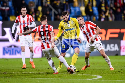  10.12.2018 GDYNIA<br />
PILKA NOZNA - EKSTRAKLASA SEZON 2018/2019<br />
MECZ ARKA GDYNIA - CRACOVIA<br />
N/Z DIEGO FERRARESSO LUKA ZARANDIA<br />
 