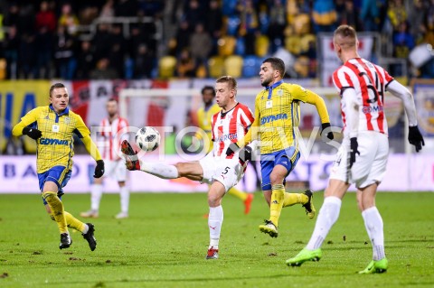  10.12.2018 GDYNIA<br />
PILKA NOZNA - EKSTRAKLASA SEZON 2018/2019<br />
MECZ ARKA GDYNIA - CRACOVIA<br />
N/Z MICHAL NALEPA JANUSZ GOL NABIL AANKOUR<br />
 