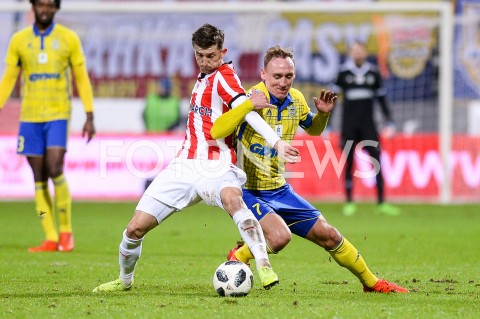  10.12.2018 GDYNIA<br />
PILKA NOZNA - EKSTRAKLASA SEZON 2018/2019<br />
MECZ ARKA GDYNIA - CRACOVIA<br />
N/Z CORNEL RAPA ADAM MARCINIAK<br />
 