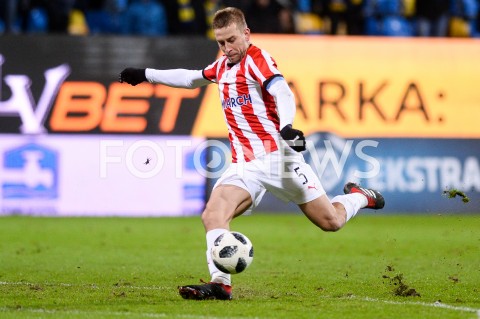  10.12.2018 GDYNIA<br />
PILKA NOZNA - EKSTRAKLASA SEZON 2018/2019<br />
MECZ ARKA GDYNIA - CRACOVIA<br />
N/Z JANUSZ GOL SYLWETKA<br />
 