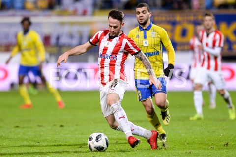  10.12.2018 GDYNIA<br />
PILKA NOZNA - EKSTRAKLASA SEZON 2018/2019<br />
MECZ ARKA GDYNIA - CRACOVIA<br />
N/Z DIEGO FERRARESSO SYLWETKA<br />
 