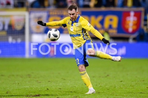  10.12.2018 GDYNIA<br />
PILKA NOZNA - EKSTRAKLASA SEZON 2018/2019<br />
MECZ ARKA GDYNIA - CRACOVIA<br />
N/Z MICHAL JANOTA SYLWETKA<br />
 