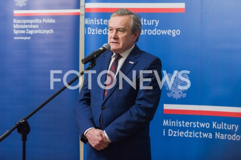  11.12.2018 WARSZAWA<br />PODPISANIE POROZUMIENIA O WSPOLPRACY W ZAKRESIE KULTURY POLSKIEJ ZA GRANICA<br />N/Z PIOTR GLINSKI<br /> 