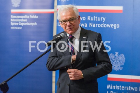 11.12.2018 WARSZAWA<br />PODPISANIE POROZUMIENIA O WSPOLPRACY W ZAKRESIE KULTURY POLSKIEJ ZA GRANICA<br />N/Z JACEK CZAPUTOWICZ<br /> 