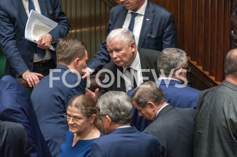  12.12.2018 WARSZAWA SEJM<br />POSIEDZENIE SEJMU<br />WOTUM ZAUFANIA DLA RZADU<br />N/Z JAROSLAW KACZYNSKI KRYSTYNA PAWLOWICZ POSLOWIE<br /> 