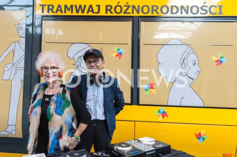  12.12.2018 WARSZAWA<br />INAUGURACJA AKCJI TRAMWAJ ROZNORODNOSCI<br />N/Z DJ WIKA WIRGINIA SZMYT<br /> 