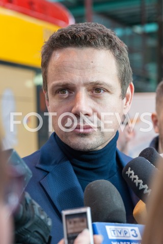  12.12.2018 WARSZAWA<br />INAUGURACJA AKCJI TRAMWAJ ROZNORODNOSCI<br />N/Z RAFAL TRZASKOWSKI<br /> 