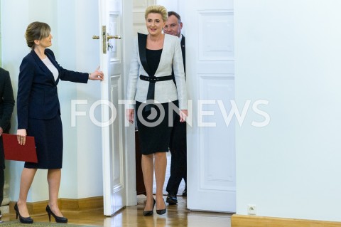  12.12.2018 WARSZAWA<br />WRECZENIE PRZEZ PREZYDENTA ZASLUZONYM DLA NIEPODLEGLEJ MEDALI STULECIA ODZYSKANEJ NIEPODLEGLOSCI<br />N/Z PREZYDENT RP ANDRZEJ DUDA AGATA KORNHAUSER DUDA<br /> 