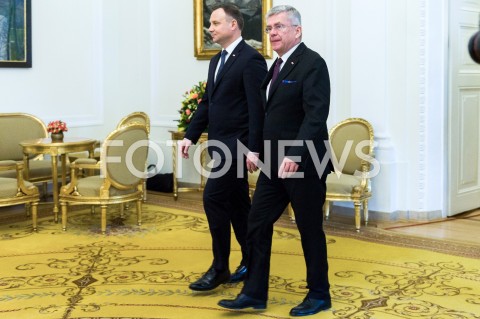  12.12.2018 WARSZAWA<br />WRECZENIE PRZEZ PREZYDENTA ZASLUZONYM DLA NIEPODLEGLEJ MEDALI STULECIA ODZYSKANEJ NIEPODLEGLOSCI<br />N/Z PREZYDENT RP ANDRZEJ DUDA STANISLAW KARCZEWSKI<br /> 