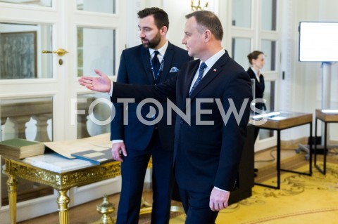  12.12.2018 WARSZAWA<br />WRECZENIE PRZEZ PREZYDENTA ZASLUZONYM DLA NIEPODLEGLEJ MEDALI STULECIA ODZYSKANEJ NIEPODLEGLOSCI<br />N/Z PREZYDENT RP ANDRZEJ DUDA <br /> 
