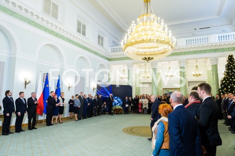  12.12.2018 WARSZAWA<br />WRECZENIE PRZEZ PREZYDENTA ZASLUZONYM DLA NIEPODLEGLEJ MEDALI STULECIA ODZYSKANEJ NIEPODLEGLOSCI<br />N/Z PREZYDENT RP ANDRZEJ DUDA <br /> 