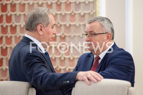  19.12.2018 WARSZAWA<br />POSIEDZENIE RADY MINISTROW<br />N/Z HENRYK KOWALCZYK ANDRZEJ ADAMCZYK<br /> 