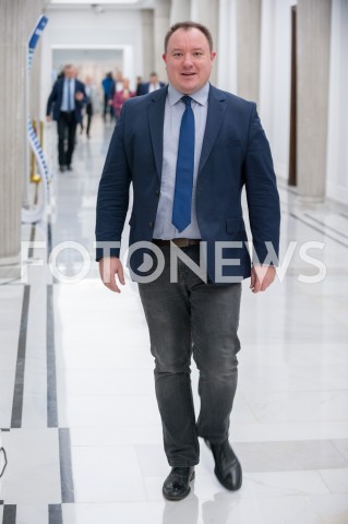  28.12.2018 WARSZAWA SEJM<br />POSIEDZENIE SEJMU<br />DEBATA I GLOSOWANIE NAD USTAWA ZAPOBIEGAJACA WZROSTOWI CEN PRADU W 2019 ROKU<br />N/Z PAWEL GRABOWSKI<br /> 