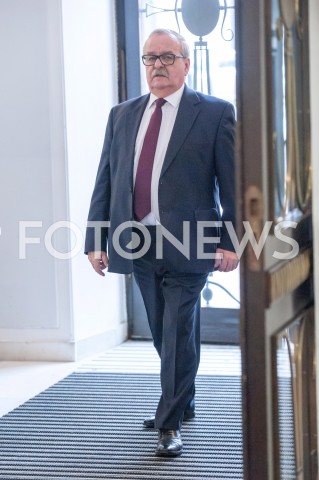  28.12.2018 WARSZAWA SEJM<br />POSIEDZENIE SEJMU<br />DEBATA I GLOSOWANIE NAD USTAWA ZAPOBIEGAJACA WZROSTOWI CEN PRADU W 2019 ROKU<br />N/Z LEONARD KRASULSKI<br /> 