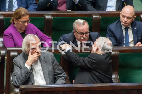  28.12.2018 WARSZAWA SEJM<br />POSIEDZENIE SEJMU<br />DEBATA I GLOSOWANIE NAD USTAWA ZAPOBIEGAJACA WZROSTOWI CEN PRADU W 2019 ROKU<br />N/Z PREZES JAROSLAW KACZYNSKI LEONARD KRASULSKI  RYSZARD TERLECKI<br /> 