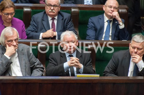  28.12.2018 WARSZAWA SEJM<br />POSIEDZENIE SEJMU<br />DEBATA I GLOSOWANIE NAD USTAWA ZAPOBIEGAJACA WZROSTOWI CEN PRADU W 2019 ROKU<br />N/Z PREZES JAROSLAW KACZYNSKI RYSZARD TERLECKI MAREK SUSKI<br /> 