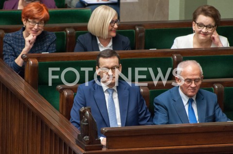  28.12.2018 WARSZAWA SEJM<br />POSIEDZENIE SEJMU<br />DEBATA I GLOSOWANIE NAD USTAWA ZAPOBIEGAJACA WZROSTOWI CEN PRADU W 2019 ROKU<br />N/Z PREMIER MATEUSZ MORAWIECKI KRZYSZTOF TCHORZEWSKI<br /> 