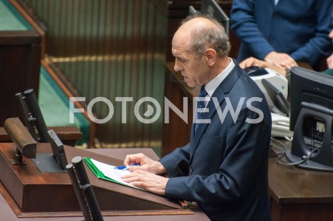  28.12.2018 WARSZAWA SEJM<br />POSIEDZENIE SEJMU<br />DEBATA I GLOSOWANIE NAD USTAWA ZAPOBIEGAJACA WZROSTOWI CEN PRADU W 2019 ROKU<br />N/Z JAN KLAWITER<br /> 
