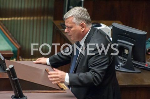  28.12.2018 WARSZAWA SEJM<br />POSIEDZENIE SEJMU<br />DEBATA I GLOSOWANIE NAD USTAWA ZAPOBIEGAJACA WZROSTOWI CEN PRADU W 2019 ROKU<br />N/Z MAREK SUSKI<br /> 