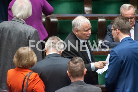  28.12.2018 WARSZAWA SEJM<br />POSIEDZENIE SEJMU<br />DEBATA I GLOSOWANIE NAD USTAWA ZAPOBIEGAJACA WZROSTOWI CEN PRADU W 2019 ROKU<br />N/Z JAROSLAW KACZYNSKI POSLOWIE<br /> 