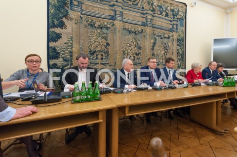  28.12.2018 WARSZAWA SEJM<br />POSIEDZENIE SEJMU<br />KOMISJA FINANSOW PUBLICZNYCH<br />KOMISJA DO SPRAW ENERGII I SKARBU PANSTWA<br />N/Z WOJCIECH ZUBOWSKI MACIEJ MALECKI ANDRZEJ SZLACHTA JAN SZEWCZAK KRYSTYNA SKOWRONSKA <br /> 