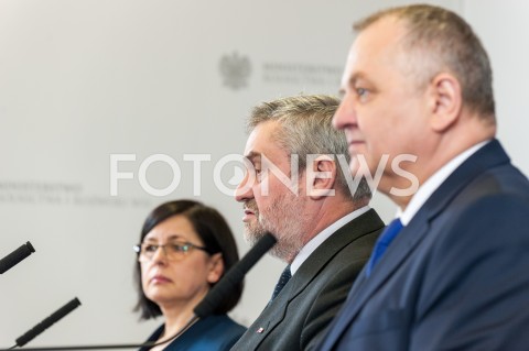  07.01.2019 WARSZAWA<br />KONFERENCJA W MINISTERSTWIE ROLNICTWA I ROZWOJU WSI<br />N/Z JAN KRZYSZTOF ARDANOWSKI RYSZARD ZARUDZKI MARIA FAJGER<br /> 