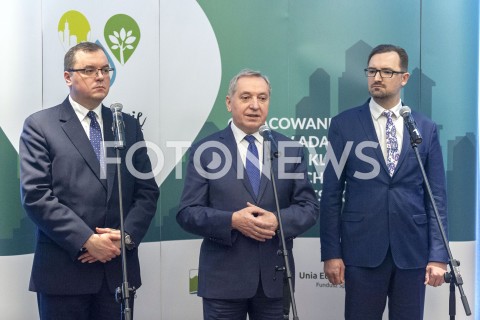 09.01.2019 WARSZAWA<br />KONFERENCJA OPRACOWANIE PLANOW ADAPTACJI DO ZMIAN KLIMATU W MIASTACH POWYZEJ 100 TYSIECY MIESZKANCOW<br />N/Z HENRYK KOWALCZYK SLAWOMIR MAZUREK PAWEL SALEK<br /> 