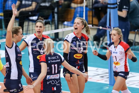  13.01.2019 RZESZOW <br />
SIATKOWKA LIGA SIATKOWKI KOBIET LSK 2018/2019 WOMEN VOLLEYBALL POLAND POLISH LEAGUE <br />
MECZ DEVELOPRES SKYRES RZESZOW - GROT BUDOWLANI LODZ <br />
N/Z JOVANA BRAKOCEVIC FEMKE STOLTENBORG MARIA STENZEL RADOSC EMOCJE <br />
 