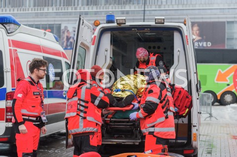  13.01.2019 WARSZAWA <br />27 FINAL WIELKIEJ ORKIESTRY SWIATECZNEJ POMOCY<br />AKCJA RATOWNICZA<br />N/Z RATOWNICY<br /> 