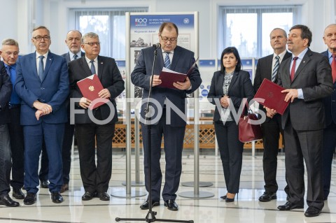  16.01.2019 WARSZAWA SEJM<br />POSIEDZENIE SEJMU<br />OBCHODY STULECIA PANSTWOWEJ INSPEKCJI PRACY<br />N/Z WIESLAW LYSZCZEK MAREK SUSKI JANUSZ SNIADEK JAN MOSINSKI<br /> 