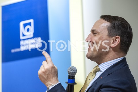  17.01.2019 WARSZAWA<br />DEBATA FUNDACJI BATOREGO POLSKA W UNII PASAZER NA GAPE CZY WSPOLPRACOWNIK<br />N/Z RADEK RADOSLAW SIKORSKI<br /> 