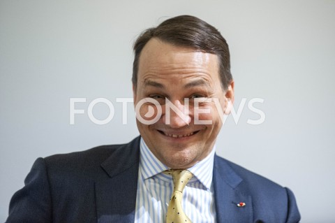  17.01.2019 WARSZAWA<br />DEBATA FUNDACJI BATOREGO POLSKA W UNII PASAZER NA GAPE CZY WSPOLPRACOWNIK<br />N/Z RADEK RADOSLAW SIKORSKI<br /> 