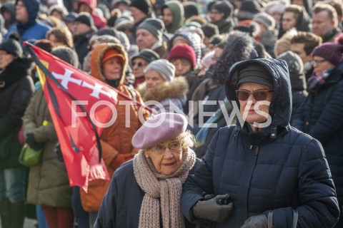  19.01.2019 WARSZAWA<br />TRANSMISJA POGRZEBU PAWLA ADAMOWICZA<br /> 