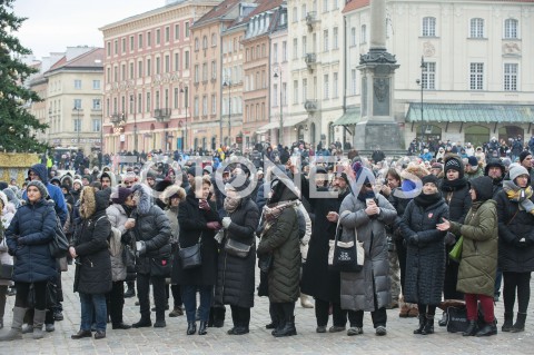 19.01.2019 WARSZAWA<br />TRANSMISJA POGRZEBU PAWLA ADAMOWICZA<br /> 