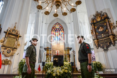  19.01.2019 GDANSK<br />CEREMONIA POGRZEBOWA ZAMORDOWANEGO PREZYDENTA GDANSKA PAWLA ADAMOWICZA W BAZYLICE MARIACKIEJ W GDANSKU<br />N/Z HARCERZE<br /> 