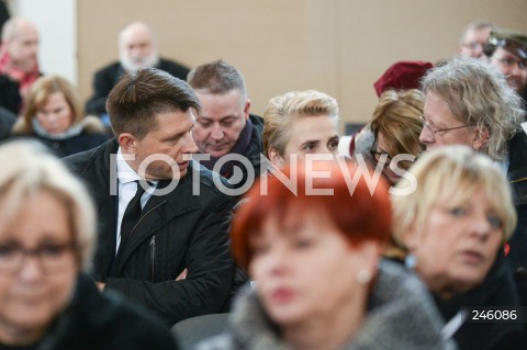  19.01.2019 GDANSK<br />CEREMONIA POGRZEBOWA ZAMORDOWANEGO PREZYDENTA GDANSKA PAWLA ADAMOWICZA W BAZYLICE MARIACKIEJ W GDANSKU<br />N/Z RYSZARD PETRU JOANNA SCHEURING WIELGUS KRZYSZTOF MIESZKOWSKI<br /> 